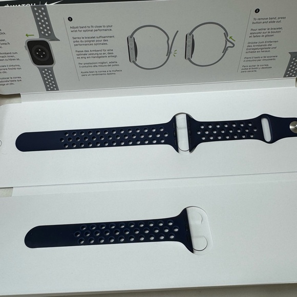 Nike Apple Watch Sport Band - Black and Midnight Blue. - Picture 4 of 9